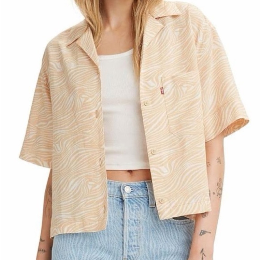 Levi's Cream Patterned Button Down Shirt - image 1